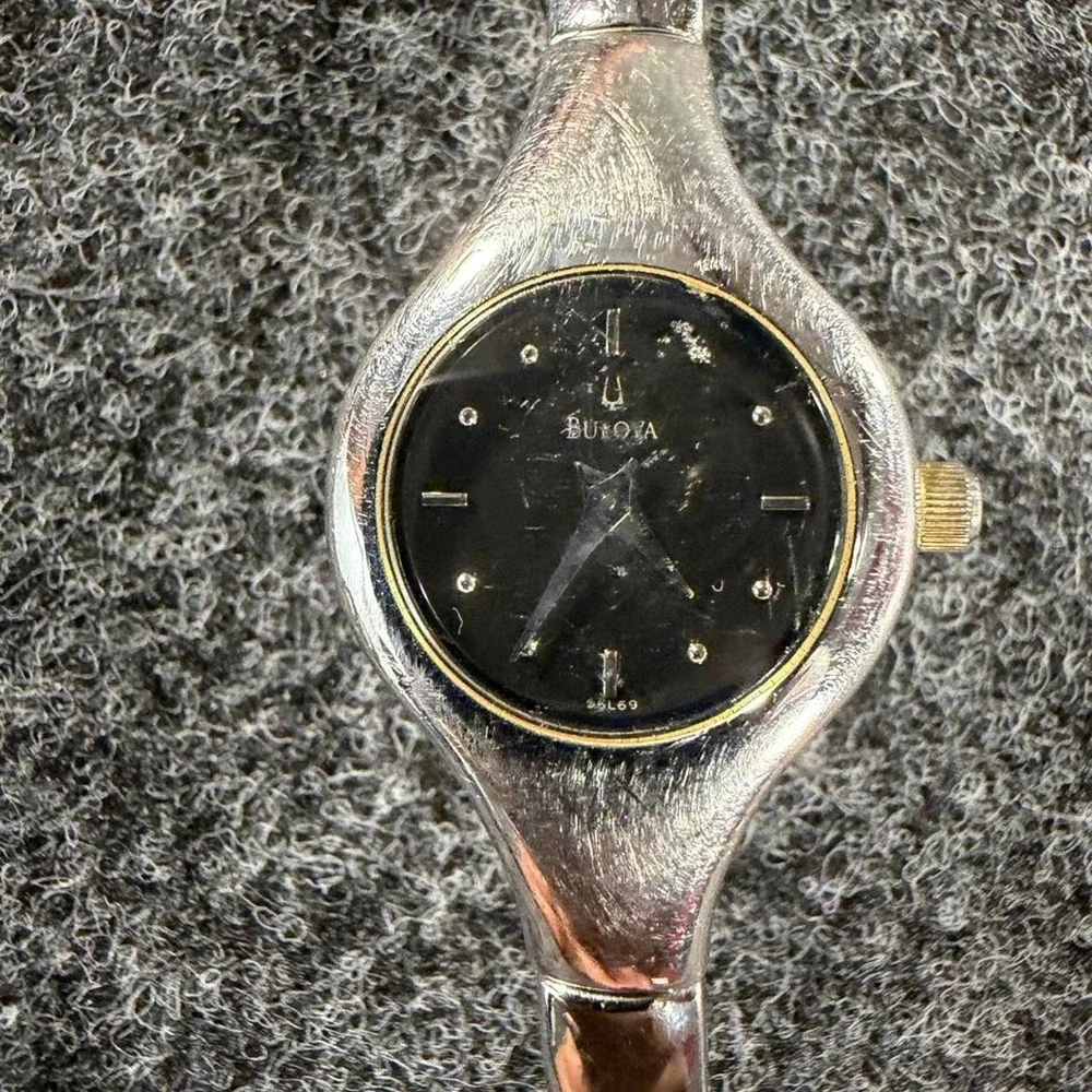 Bulova Womens Silver Tone Bracelet Watch Black Dial Analog A2 96L69 Vintage